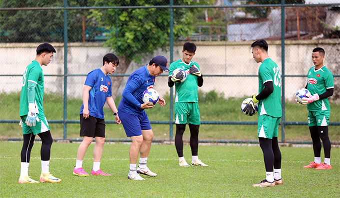 Ngoài Đình Triệu, 3 thủ môn khác của ĐT Việt Nam sẵn sàng thể hiện khi được trao cơ hội. Ảnh: Anh Khoa