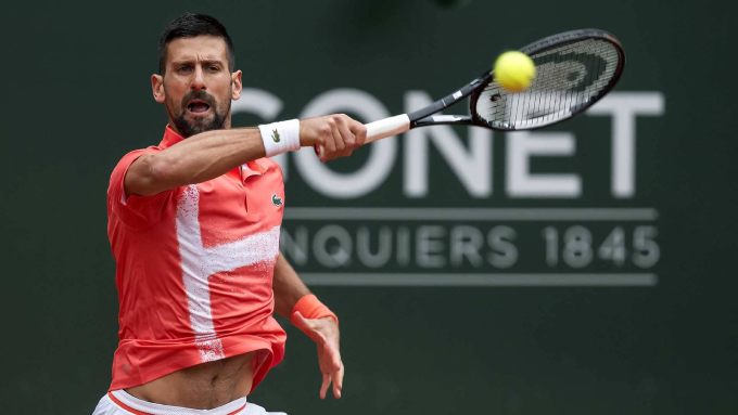 Djokovic giành chiến thắng ấn tượng để đón tuổi 38