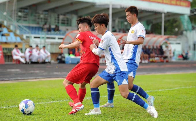 Không thể giành điểm ở trận chung kết ngược, Huế tiến gần đến việc rớt hạng. Ảnh: CTV