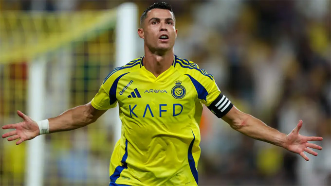 Cristiano Ronaldo không ngừng ghi bàn