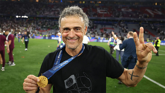 HLV Luis Enrique hạnh phúc với chức vô địch của PSG
