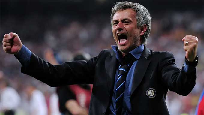 Inter đã tiếp cận Mourinho thông qua các trung gian