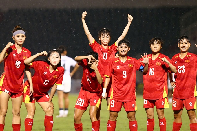 U19 nữ Việt Nam tiến vào chung kết. Ảnh: Đình Viên