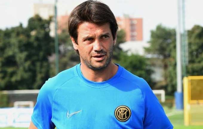 Cristian Chivu tỏ ra lạc quan