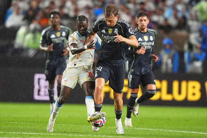 Valverde so sánh Huijsen với người đồng đội cũ Kroos