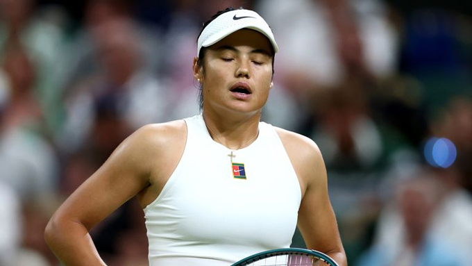 Raducanu bị loại khỏi Wimbledon