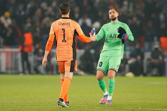 Courtois sẽ có màn so T đáng chờ đợi với Donnarumma