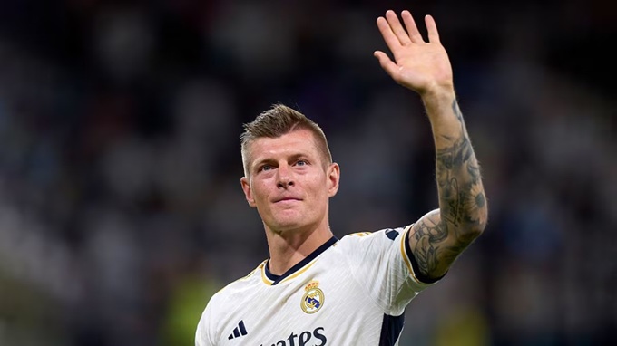 Toni Kroos vẫn theo sát những diễn biến ở Real Madrid