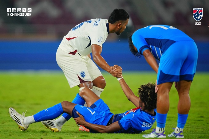 U23 Philippines không thể đứng vững trước U23 Thái Lan dù đối thủ không bung hết sức