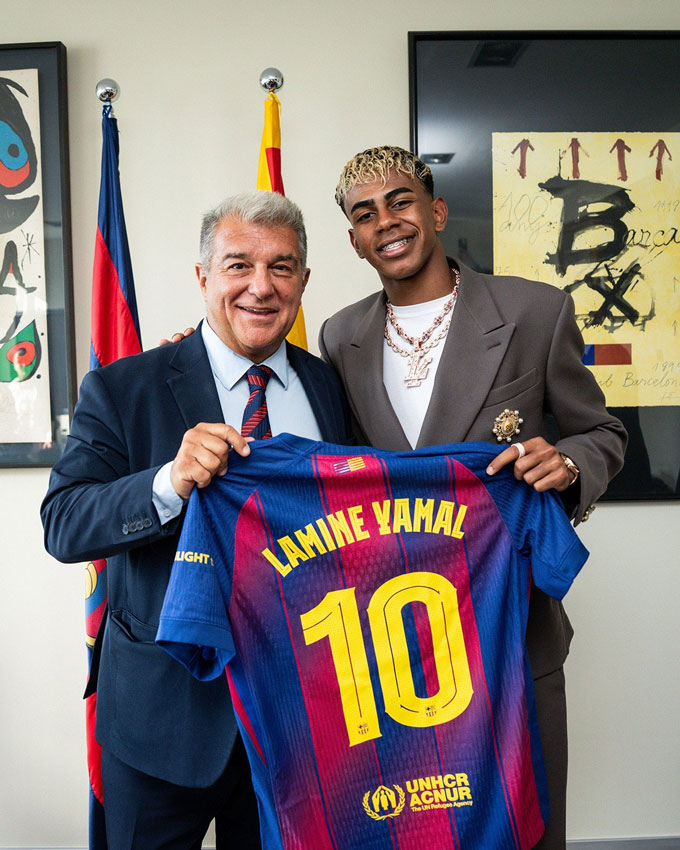 Liệu Yamal có phải là chiêu bài chính trị của Laporta trong bối cảnh Barca đang khủng hoảng T chính?