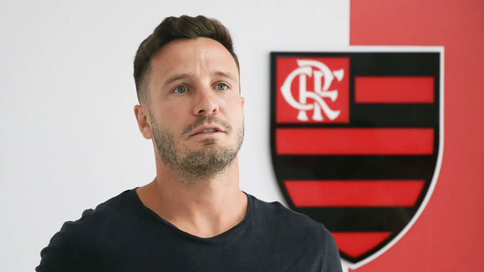 Đến Flamengo, Lino sẽ được gặp lại đồng đội cũ của mình là Saul