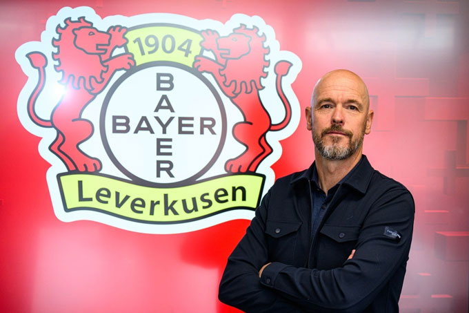 Ten Hag bị bay ghế tại Leverkusen