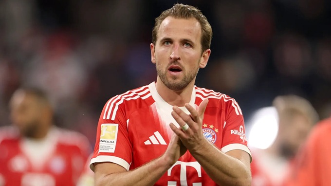 Harry Kane được bầu là "Cầu thủ xuất sắc nhất" ở trận đấu giữa Bayern và Dortmund