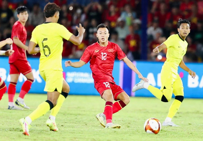 U22 Việt Nam đụng độ U22 Malaysia ở SEA Games 33