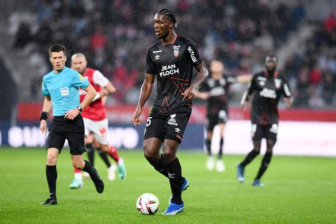 Isaak Toure