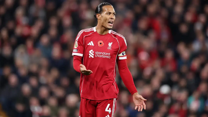 Real Madrid từ chối chiêu mộ Van Dijk theo dạng tự do