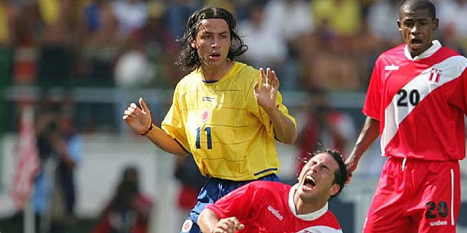 Gerardo Bedoya (46 thẻ đỏ)