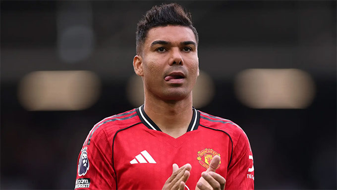 Casemiro vẫn đang chơi tốt tại MU nhưng khó được giữ lại do lương quá cao