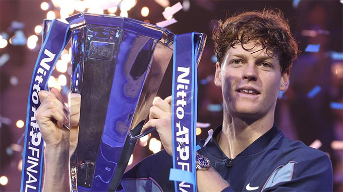 Sinner lần thứ 2 đăng quang tại ATP Finals