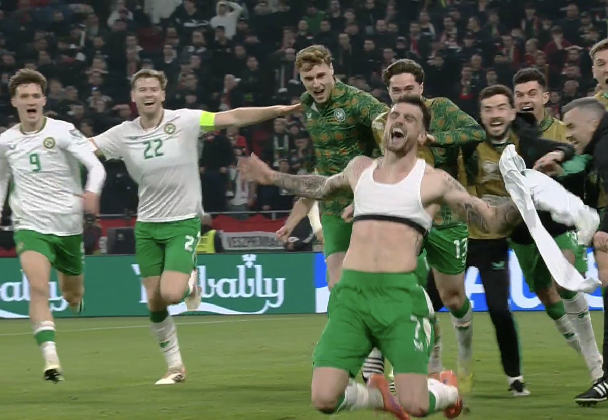 Troy Parrott, chàng trai “vô danh” đã làm bẽ mặt Cristiano Ronaldo và tạo ra một thất bại lịch sử cho ĐT Hungary