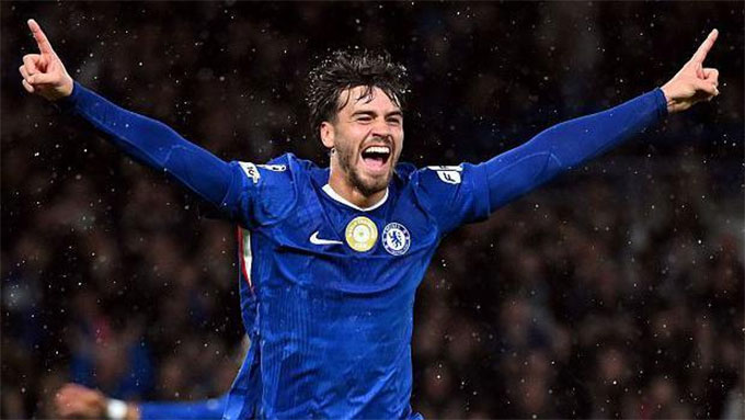 Guiu mới trở lại Chelsea sau thời gian chơi cho Sunderland theo dạng cho mượn