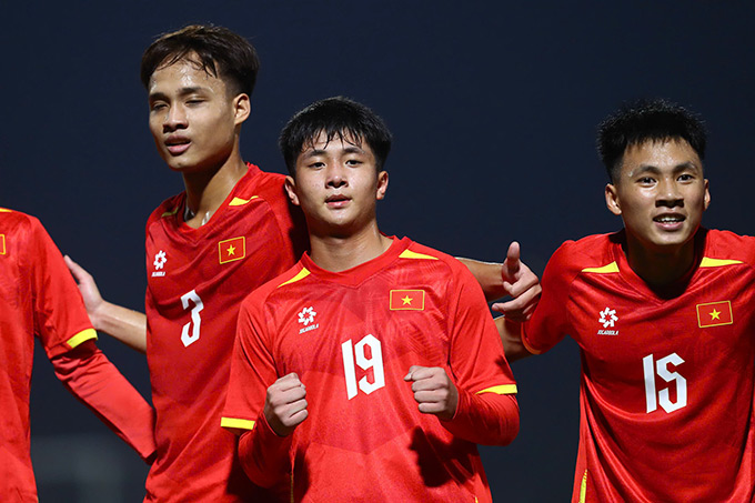 U17 Việt Nam thắng giòn giã - Ảnh: Đức Cường