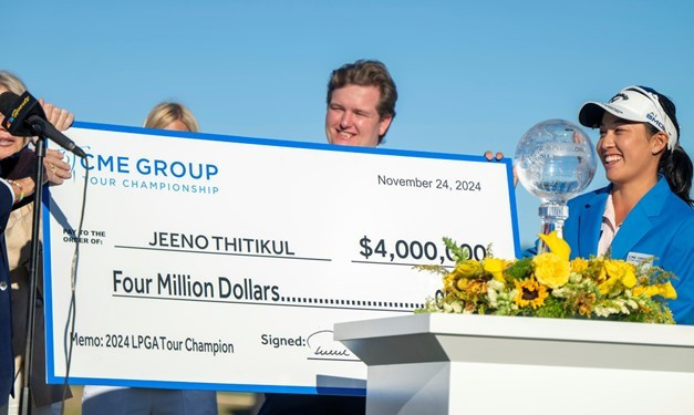 Jeeno Thitikul vô địch Tour Championship 2025 và bỏ túi 4 triệu USD