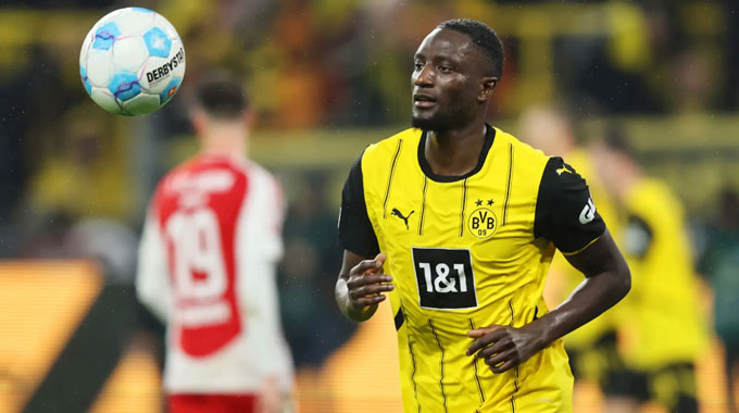 Serhou Guirassy được MU theo sát