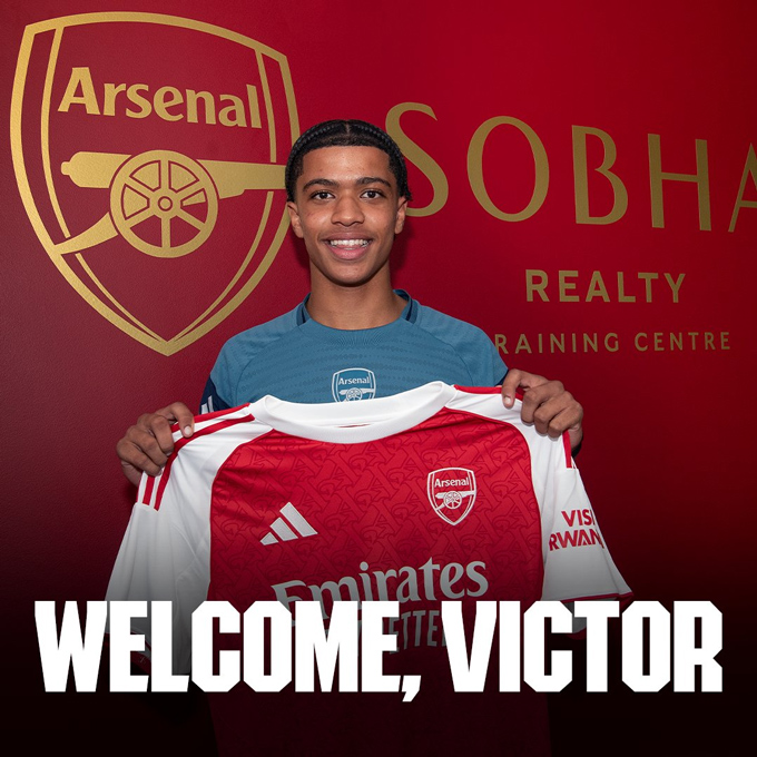Victor Ozhianvuna đã được Arsenal tuyển mộ
