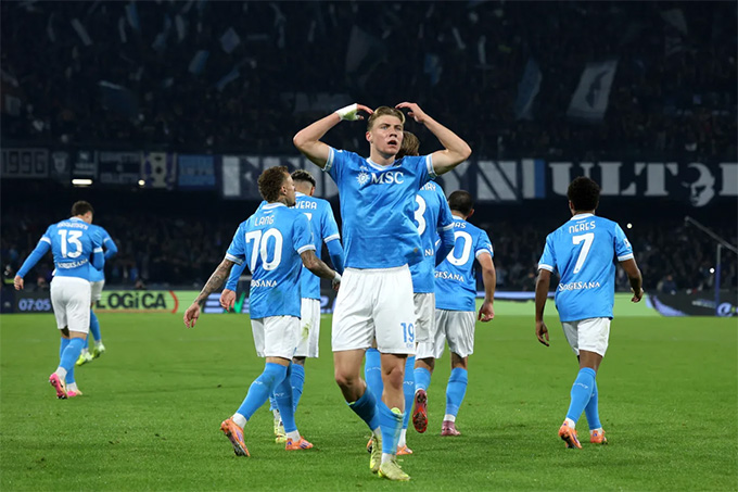 Hojlund hy vọng sẽ ở lại Napoli sau mùa này