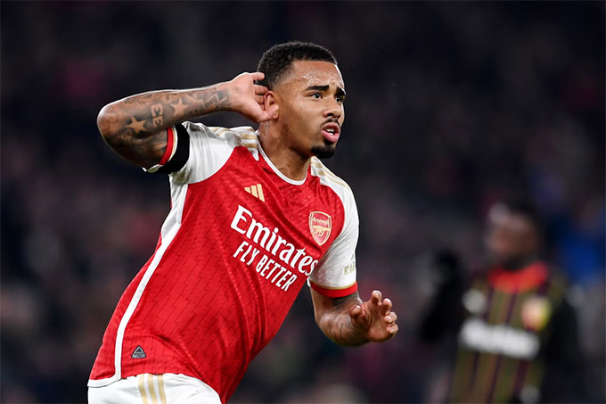 Gabriel Jesus nghỉ thi đấu thời gian dài