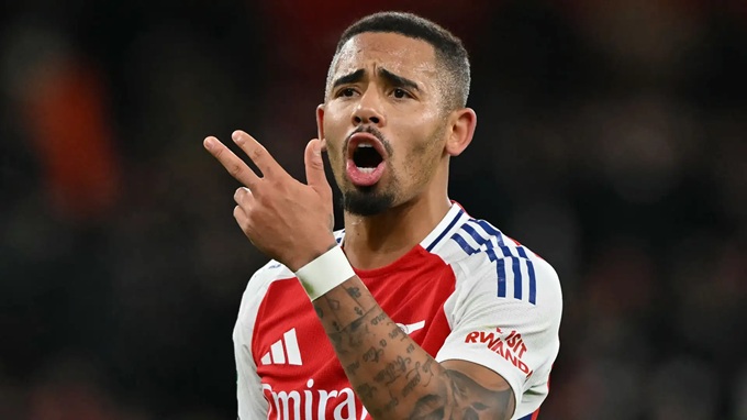 HLV Mikel Arteta đã bác bỏ tin đồn cho rằng Arsenal đã sẵn sàng bán Gabriel Jesus