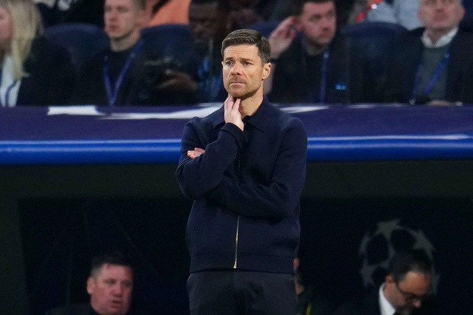 HLV Xabi Alonso có thể gỡ được thế khó nhờ Valdepenas