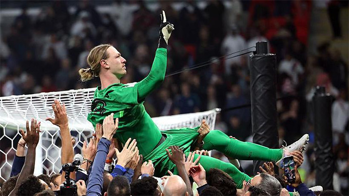Safonov là người hùng giúp PSG lên ngôi vô địch