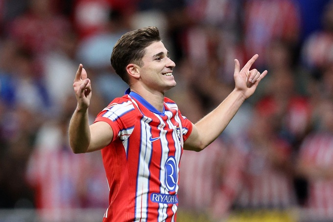 Barca rất "kết" tiền đạo Julian Alvarez của Atletico