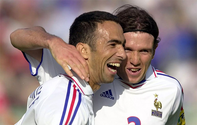 Cruyff cũng muốn đưa Djorkaeff về Barca