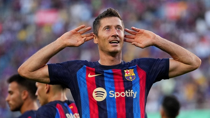 Tỏa sáng ở Siêu Cúp Tây Ban Nha là cách PR tốt nhất của Lewy với các CLB của Saudi Pro League