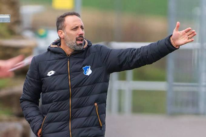 Matarazzo khi còn dẫn dắt Hoffenheim
