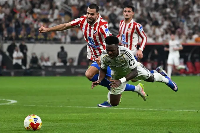 Real Madrid thi đấu như hết hơi ở trận bán kết