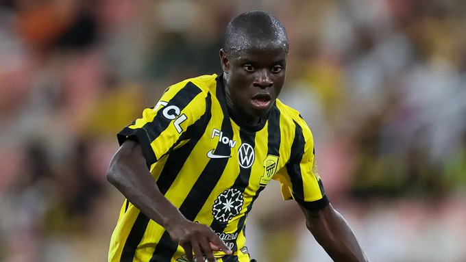 N'Golo Kante trở lại châu Âu chơi bóng?