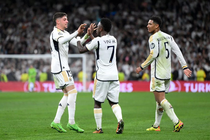 Valverde, Vinicius và Bellingham được cho không hài lòng với cách bài trí chiến thuật của Alonso