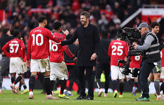Carrick đã giúp MU có được trận đấu hay nhất từ đầu mùa 2025/26