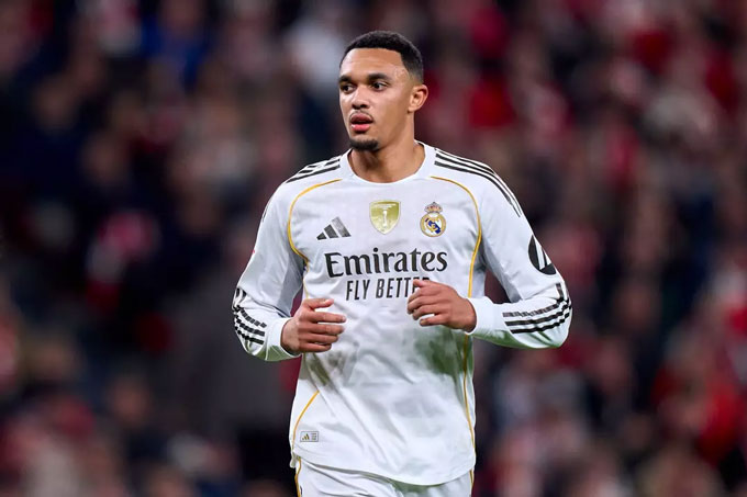 Alexander-Arnold có khởi đầu không như ý tại Real