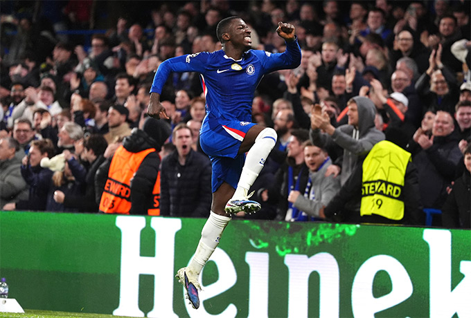 Caicedo giúp Chelsea có chiến thắng