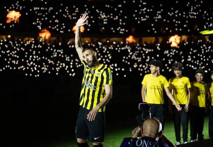 Những ngôi sao như Karim Benzema có thể rời Saudi Arabia trong hè 2026