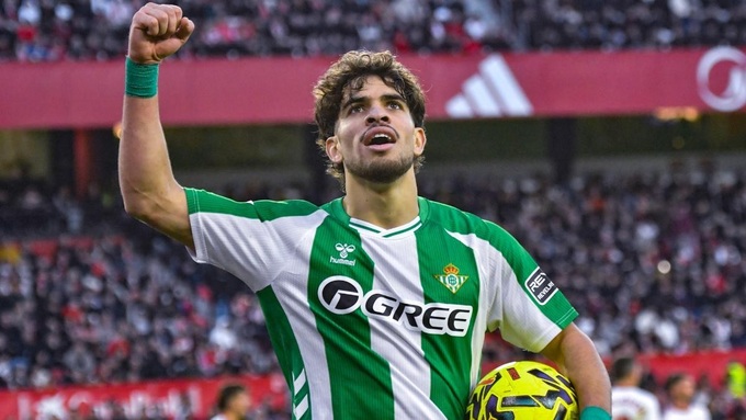 Cựu sao trẻ Barca đã có 7 bàn mùa này và đang tiến sát kỷ lục cá nhân 9 bàn mùa trước.