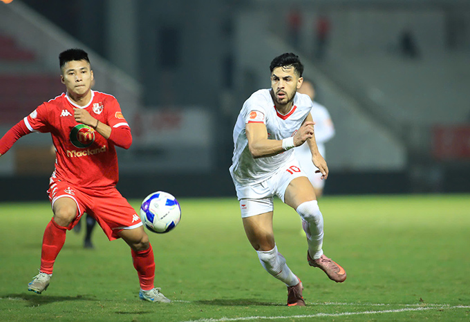 Màn so T giữa hai đội thuộc top 4 diễn ra hấp dẫn - Ảnh: Phan Tùng