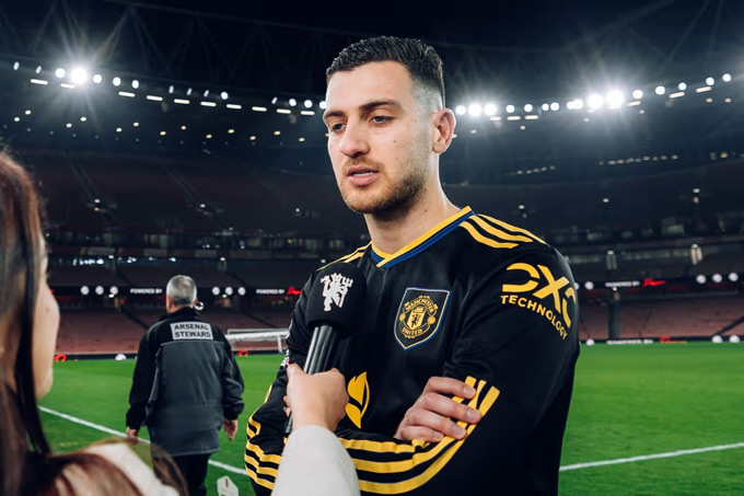 Dalot đang được cả Real Madrid và Bayern quan tâm