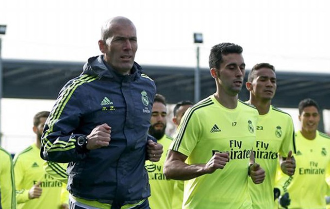 Arbeloa chưa thể có hào quang như Zidane