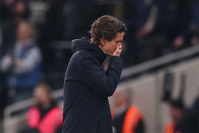 HLV Frank vẫn rất tự tin giữ ghế nóng tại Tottenham